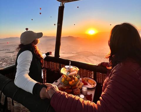 Marrakech : Vol en montgolfière, petit-déjeuner berbère et certificat
