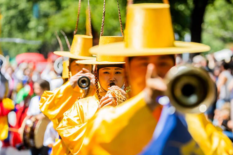 Des musiciens traditionnels au Carnaval des Cultures de Berlin, Allemagne © dpa/Berlin.de