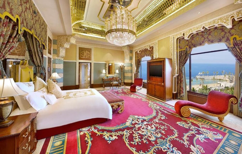 Waldorf Astoria Qasr Al Sharq 5*