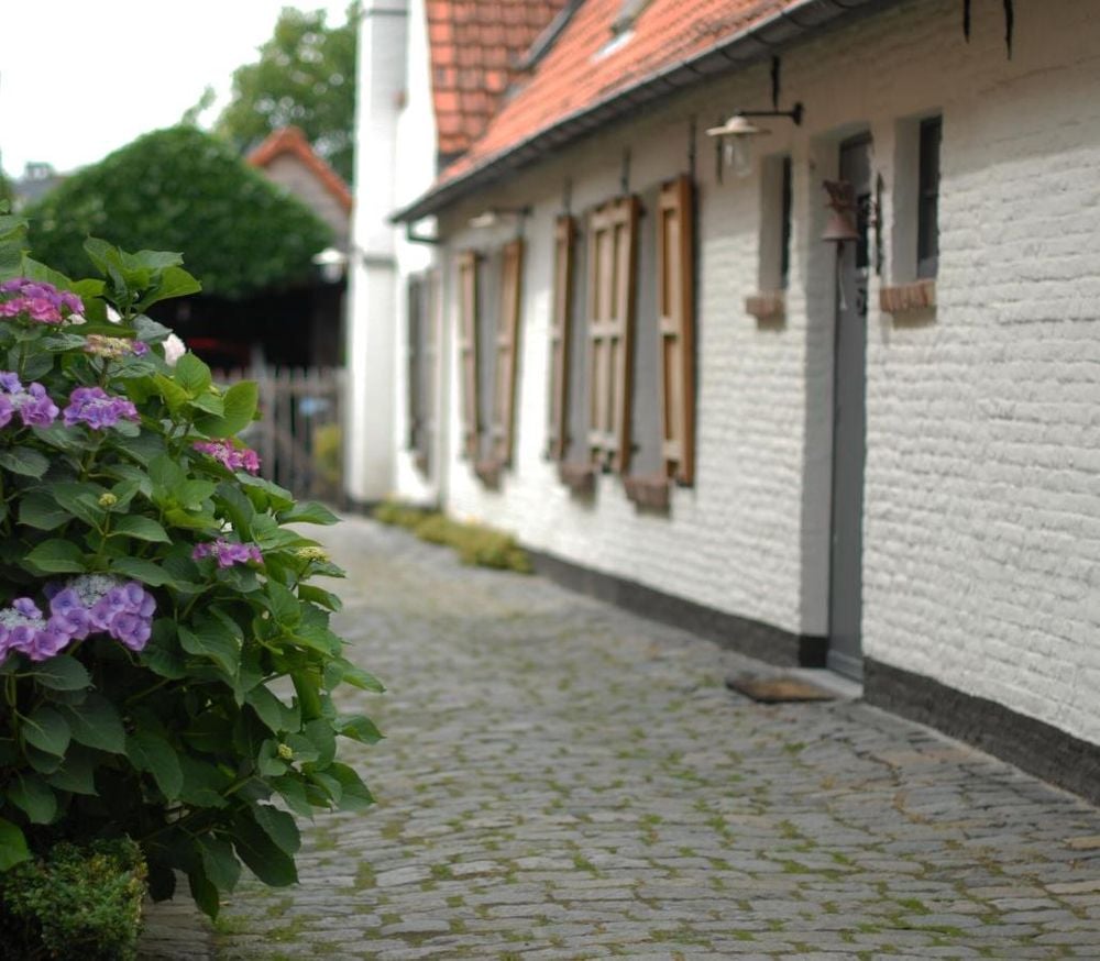 Flemish cottage