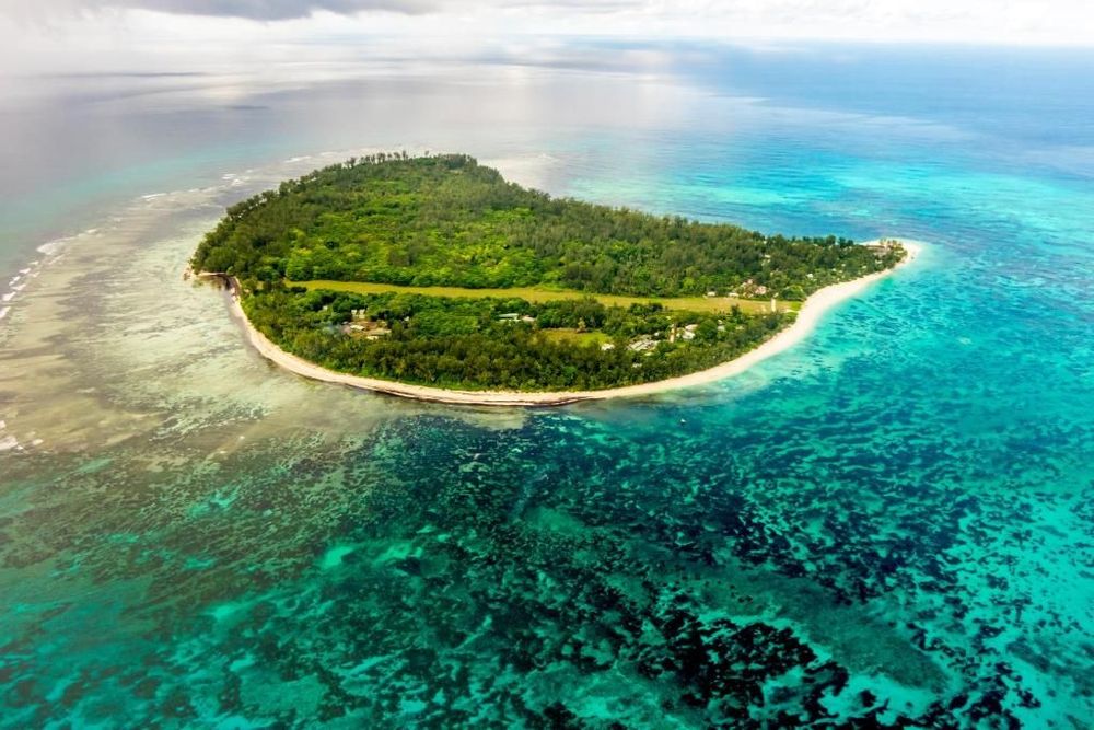 Denis Private Island 5*