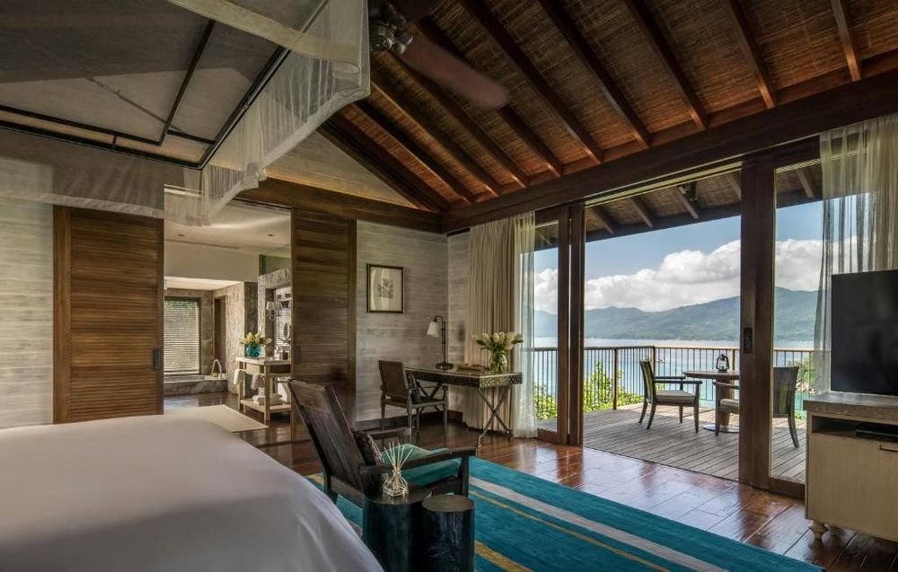 Four Seasons Resort Seychelles 5*