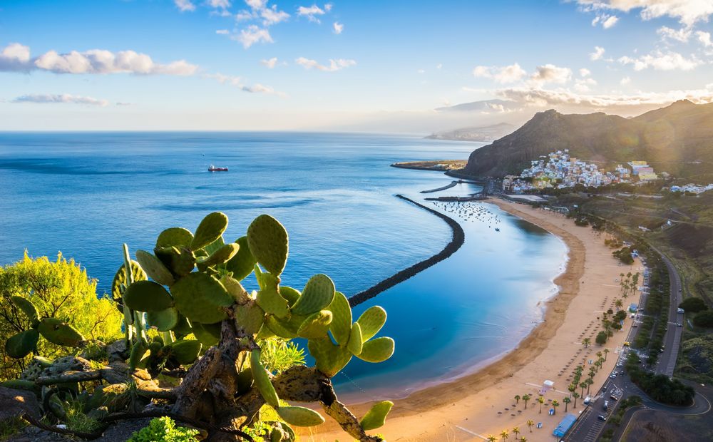 Offrez-vous un séjour vol + hôtel dans les îles Canaries !