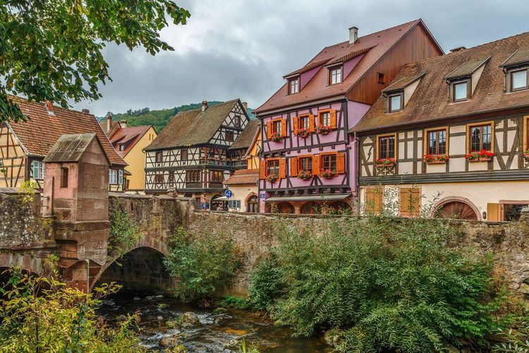 Le village de Kaysersberg en Alsace © Boris Breytman/123RF