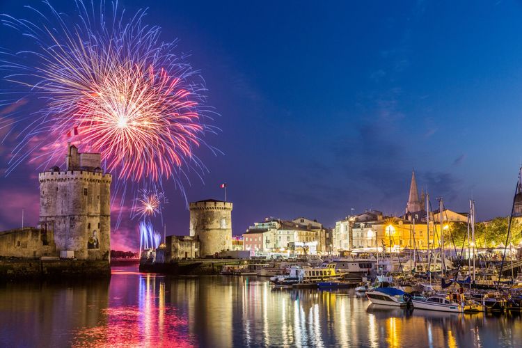 Das traditionelle Feuerwerk am 14. Juli in La Rochelle
