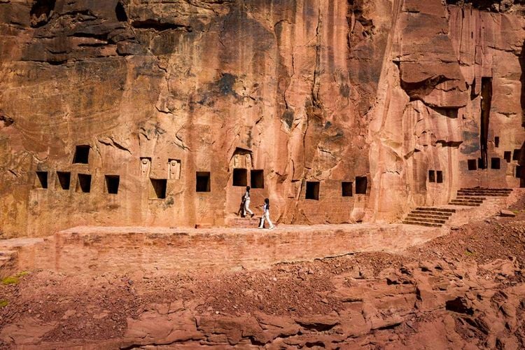 Les tombeaux aux Lions, à Dadan