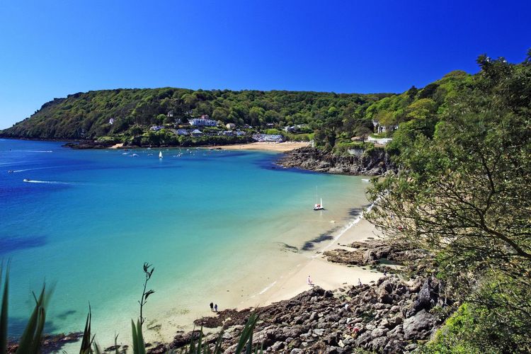 La plage de Salcombe, Angleterre