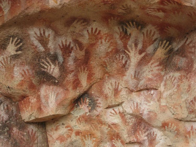 La grotte des mains en Argentine