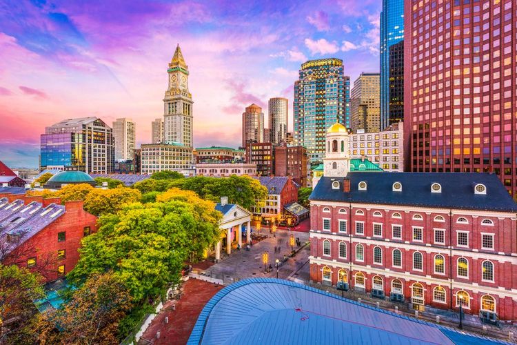 La ville de Boston au crépuscule, Massachusetts, Etats-Unis