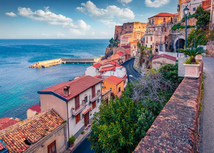 La ville de Scilla en Calabre, Italie