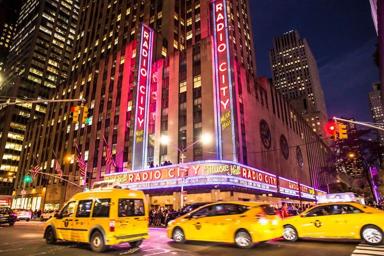 Le radio city music hall à Manhattan, New York, Etats-Unis