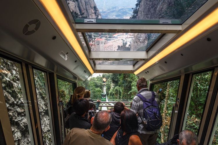 Le train à crémaillère qui mène à Montserrat, Barcelone