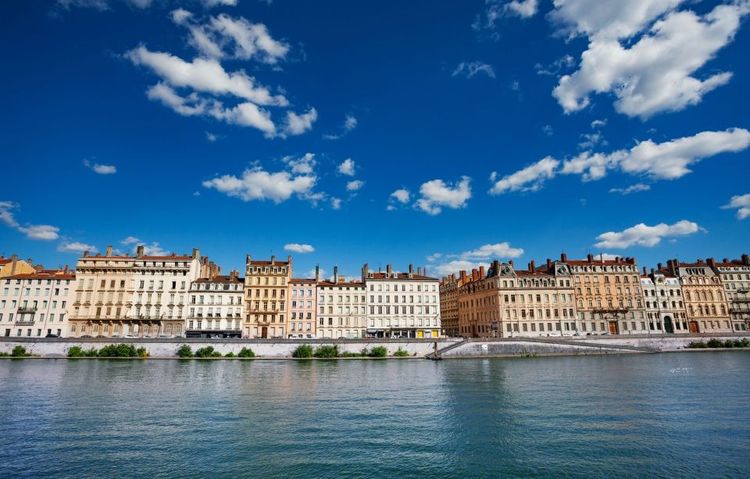 Les quais lyonnais s'étendent sur plus de 15 kilomètres © Sergey Novikov/123RF