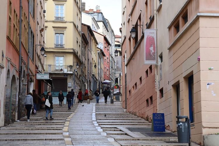 Les rues du quartier de la Croix Rousse sont très pentues