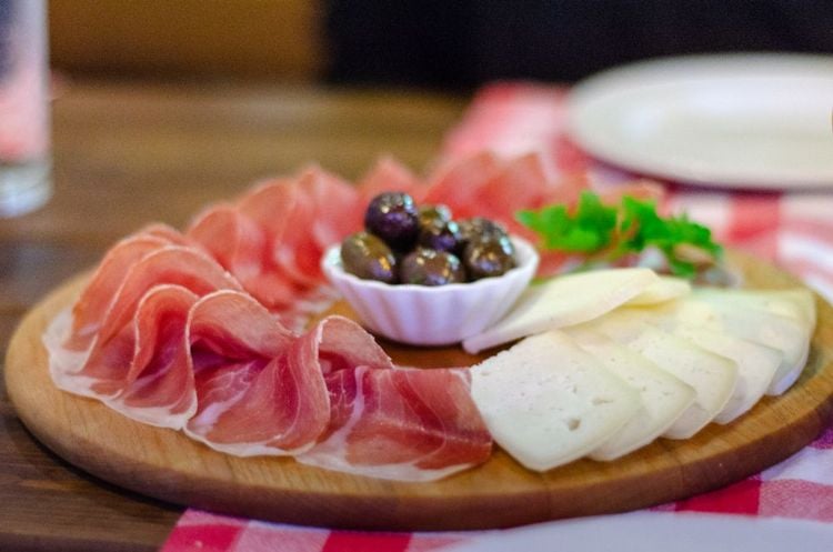 La région de Njegusi et ses célèbres fromage et jambon fumé