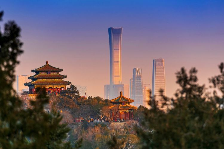 Entre ses gratte-ciel et son quartier traditionnel, Pékin est la commune la plus étalée au monde