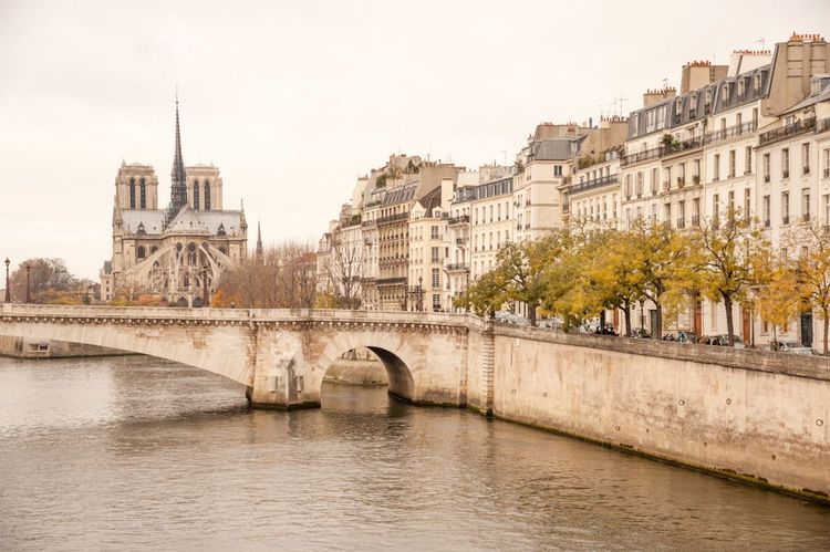 Vue depuis les quais de l'Île Saint Louis
