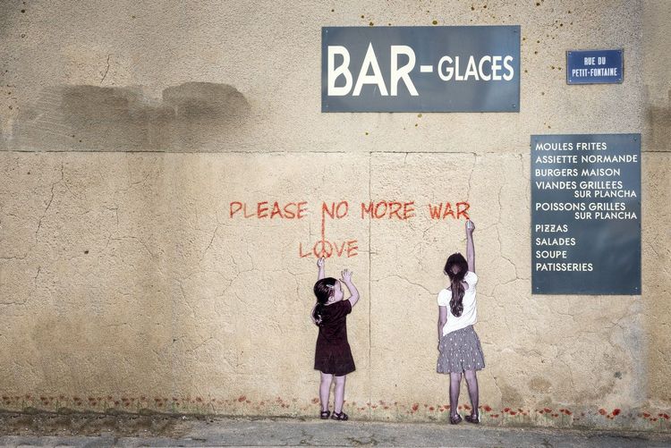 Rue à Arromanches-les-Bains