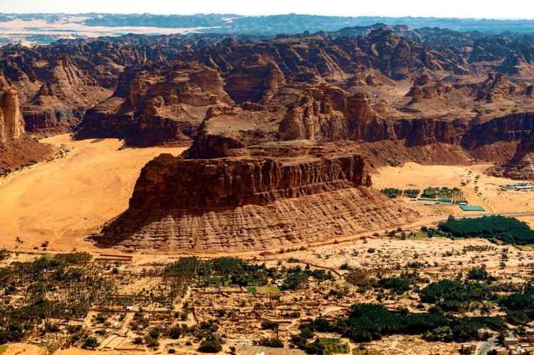 AlUla, aux abords de son oasis et de sa palmeraie