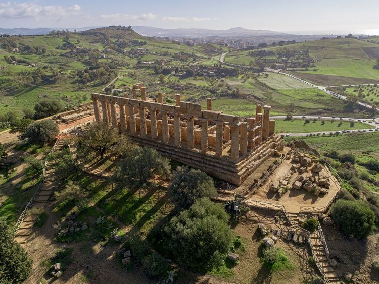 Temple de Juno situé dans le parc de la Vallée des Temples à Agrigente