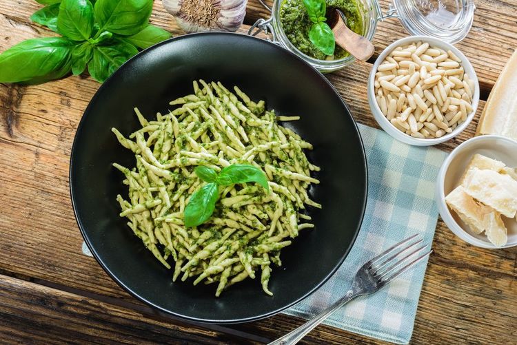 Où savourer les meilleures pâtes au pesto à Gênes ? (Avec un goût si