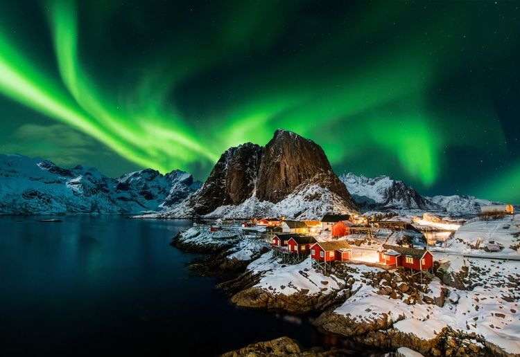 Une aurore boréale dans le ciel norvégien