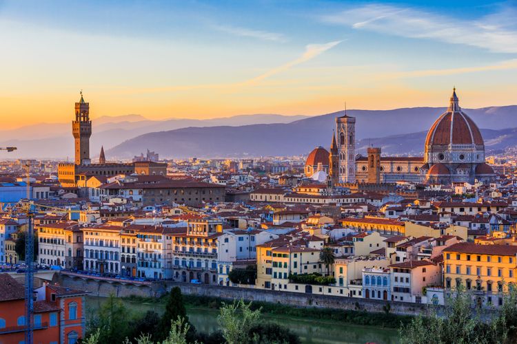 Vue aérienne de Florence et ses monuments Renaissance