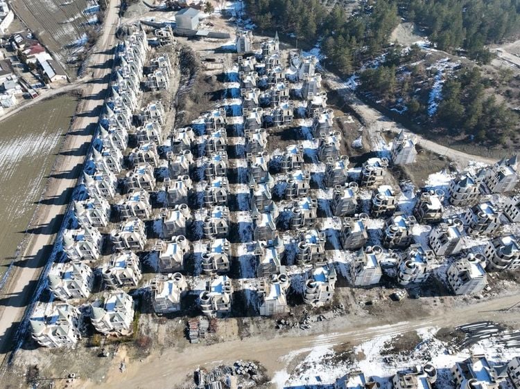 Vue aérienne du village fantôme à Mudurnu en Turquie