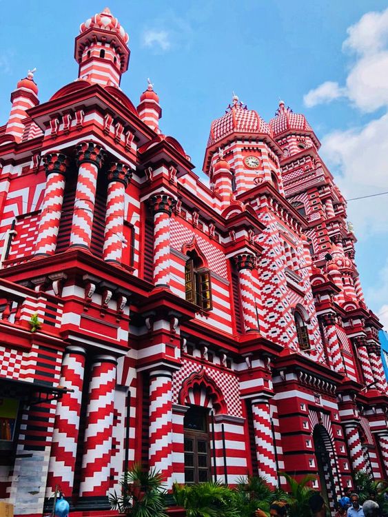 Visiter la mosquée rouge et blanche de Colombo