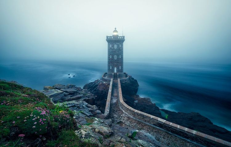 Le phare de Kermorvan, dans le Finistère
