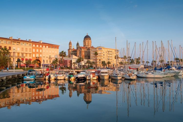 Saint-Raphaël, the natural seaside resort of the Var