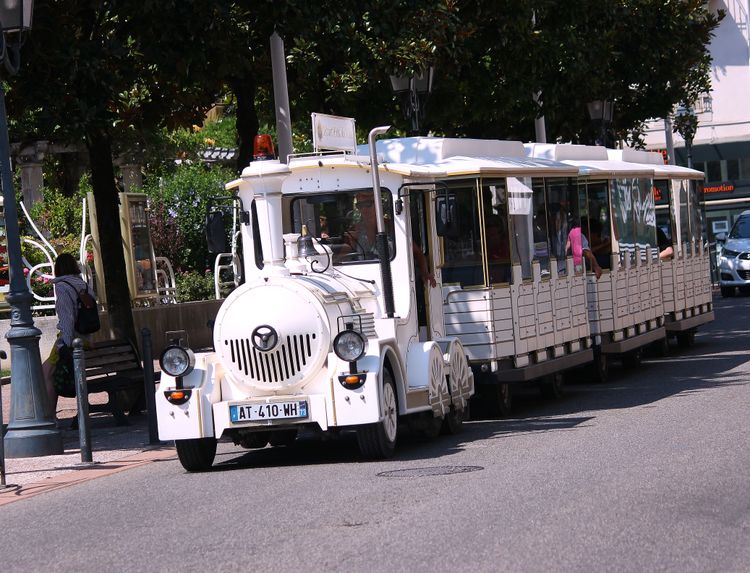 The little Cassis train takes you on a 45-minute tour of the town