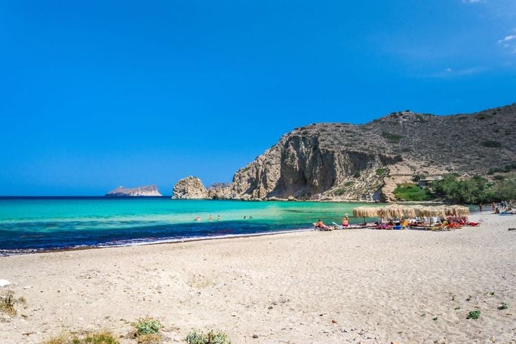 La plage de Plathiena