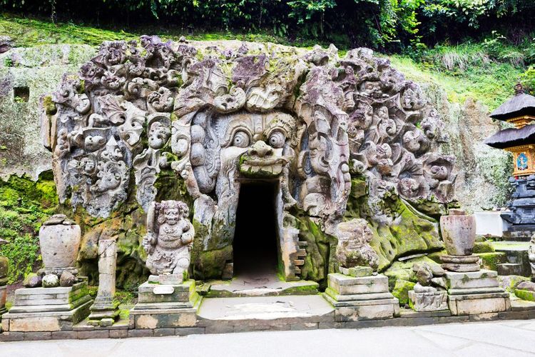 Visiter Goa Gadja (Grotte de l'Éléphant)