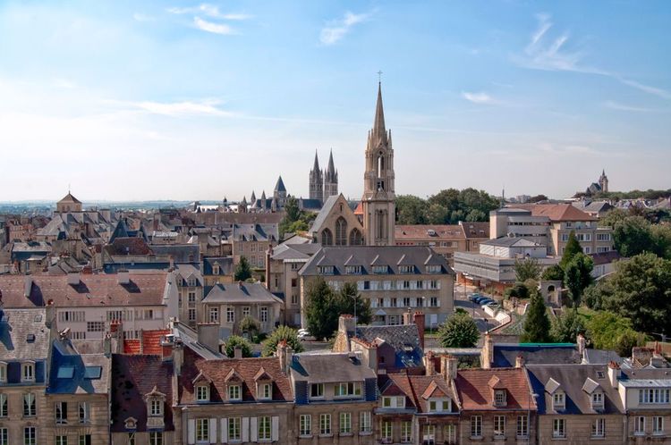 Vue aérienne sur la ville de Caen