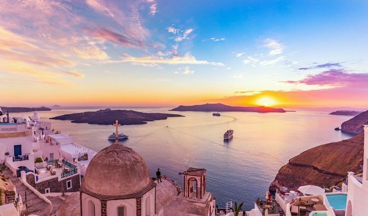 Couché de soleil depuis les terrasses de Fira