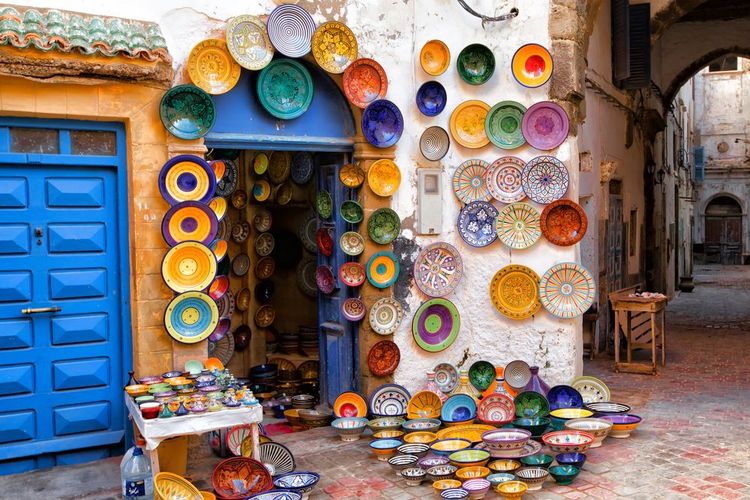 Les souks envoûtants d'Essaouira : un voyage au cœur de la médina