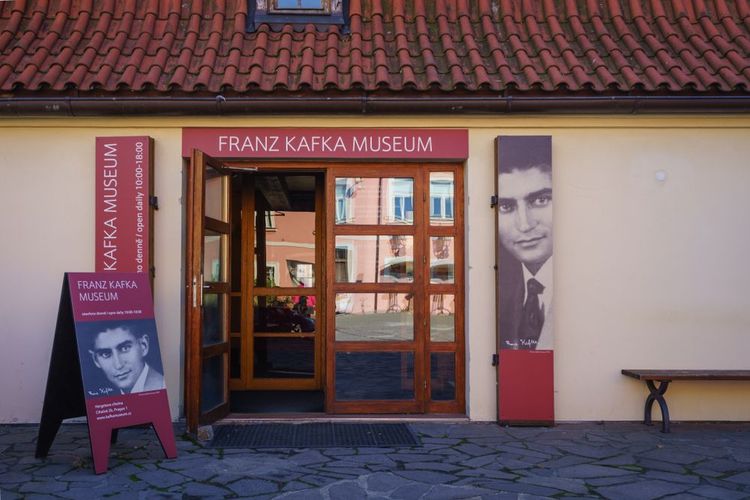 Im Labyrinth der Worte: Das Kafka-Museum in Prag