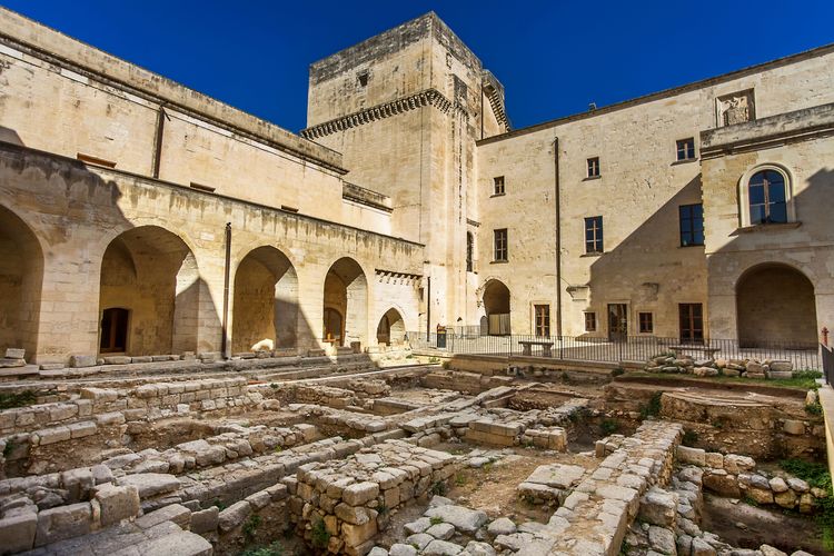 Il Castello di Carlo V, testimonianza tangibile del passato glorioso della città di Lecce