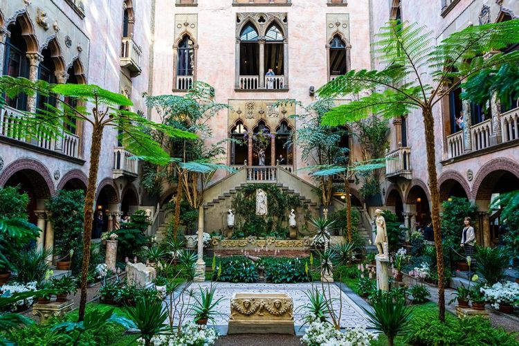 An aroma of art and culture at Boston's Isabella Stewart Gardner Museum