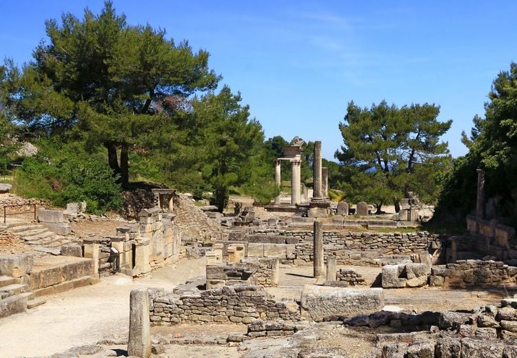 Glanum, le site de ruines romaines de Saint-Rémy