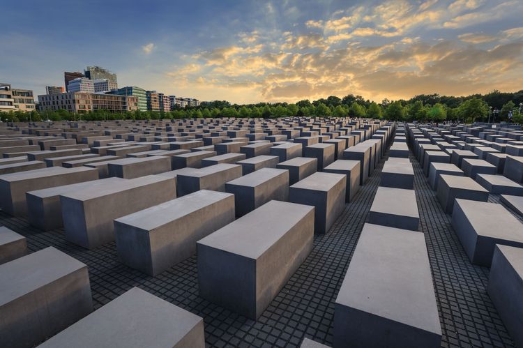 Remembering at the Holocaust Memorial