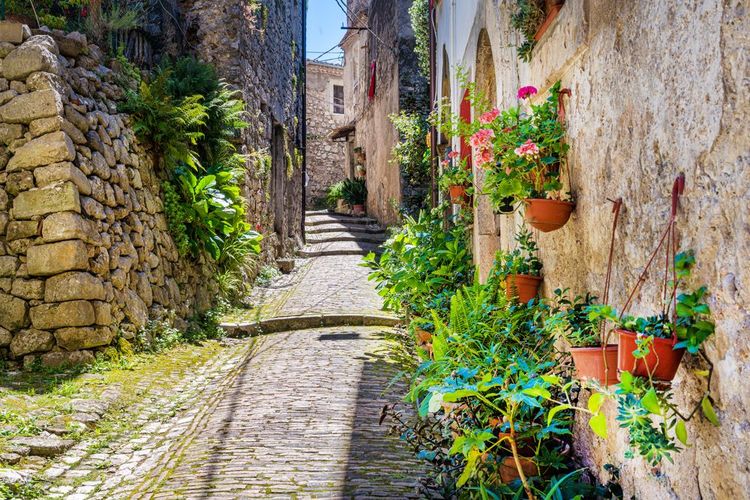 Ruelle déserte de Castro dei Volsci