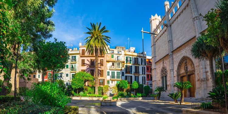 Flâner à travers la riche histoire de la vieille ville de Palma de Majorque