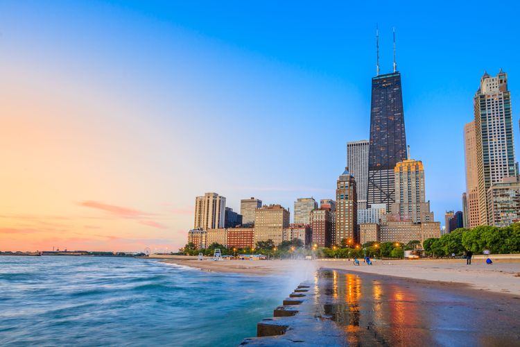 Der Michigansee und die Innenstadt von Chicago