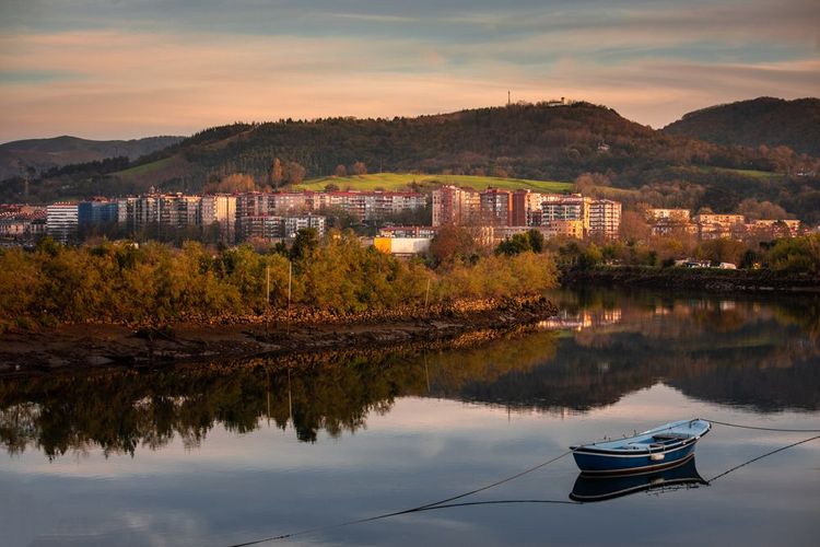  rivière Bidasoa à Irun ; Pays basque
