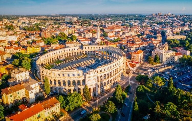 L'amphithéâtre de Pula : un joyau romain en Croatie