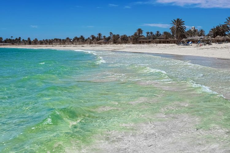 Une plage de Djerba, Tunisie