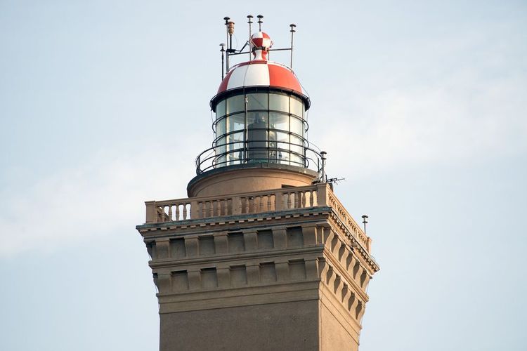 Le sommet du phare de Gênes.