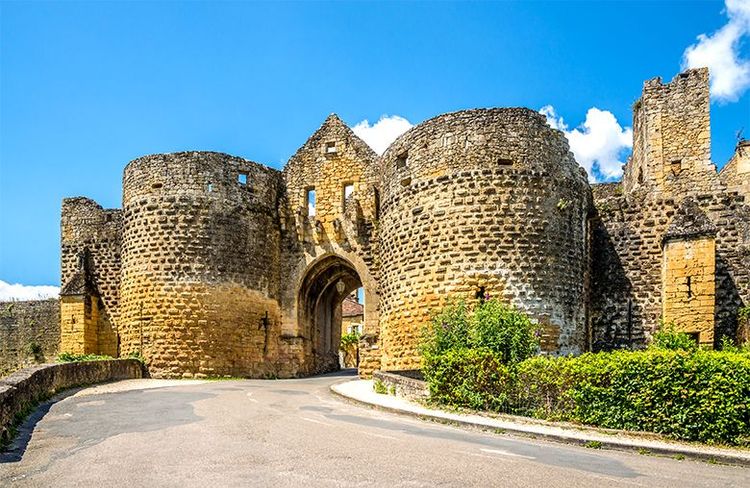 La fameuse Porte des Tours de Domme